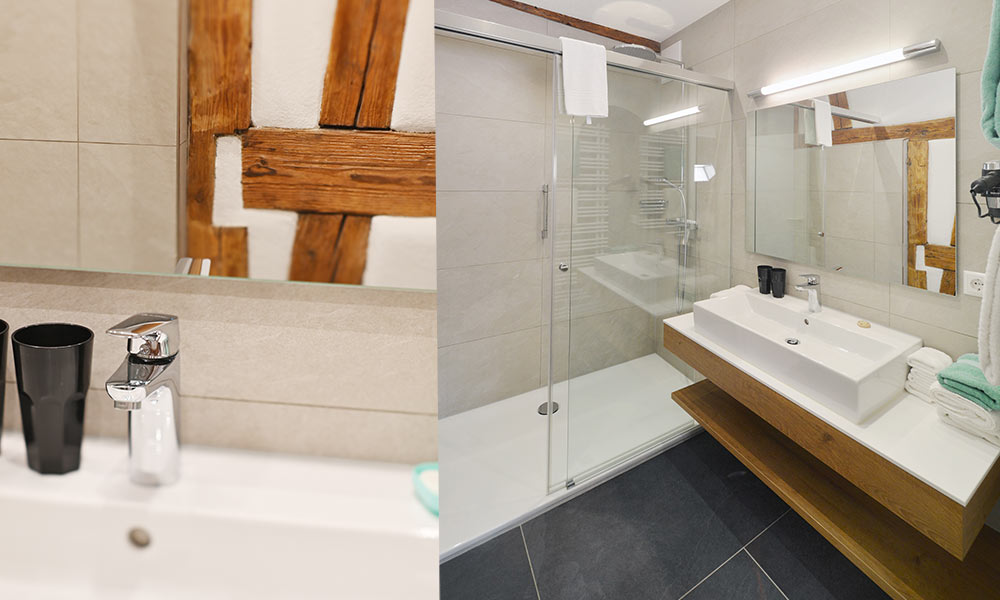 Das neue Bad der Ferienwohnung 1111 mit ausgefallenen Fachwerkdetails